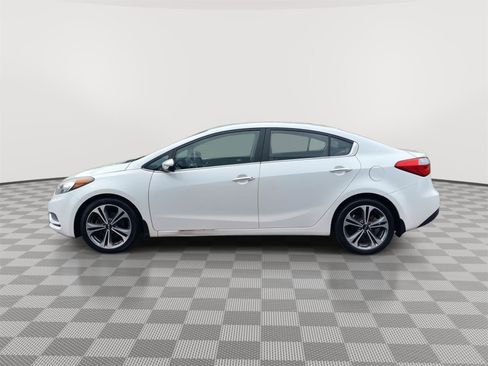 Used 2015 Kia Forte EX w/ UVO Package W/17" Alloys FWD image 8