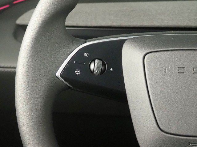 Used 2026 Tesla Model Y Long Range AWD/4WD image 20