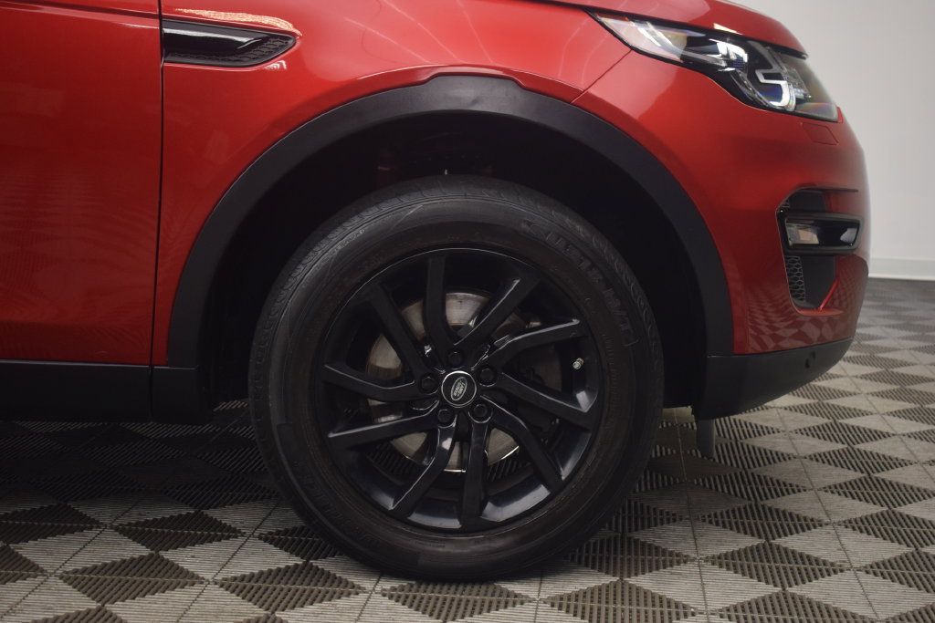 Used 2019 Land Rover Discovery Sport HSE AWD/4WD image 27