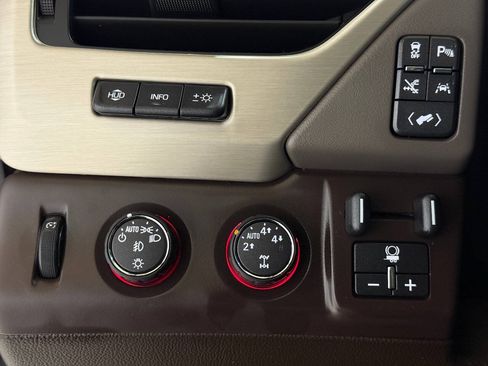 Used 2016 GMC Yukon Denali w/ Open Road Package AWD/4WD image 53
