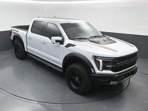 Certified 2025 Ford F150 Raptor image 9