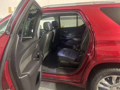 Used 2020 Chevrolet Traverse High Country AWD/4WD image 23