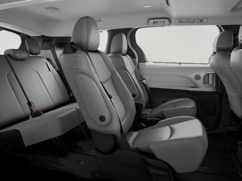New 2026 Toyota Sienna XLE AWD/4WD image 21