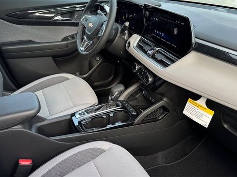 New 2026 Chevrolet TrailBlazer LT w/ Convenience Package image 16