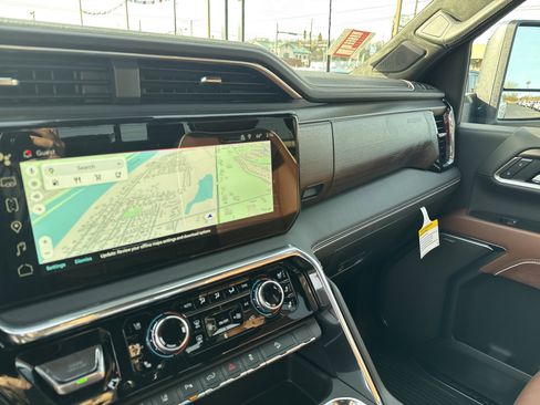 New 2026 GMC Sierra 2500 Denali Ultimate image 22