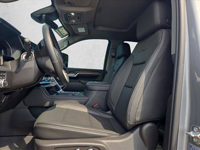Used 2025 GMC Sierra 2500 Denali w/ Denali Reserve Package AWD/4WD image 14