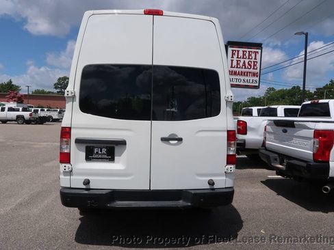 Used 2020 Nissan NV 2500 SV w/ Back Door Glass Package RWD image 4