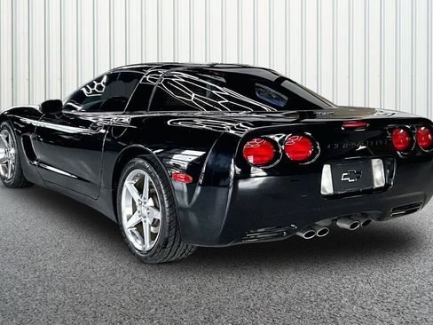 Used 1999 Chevrolet Corvette Coupe RWD image 4