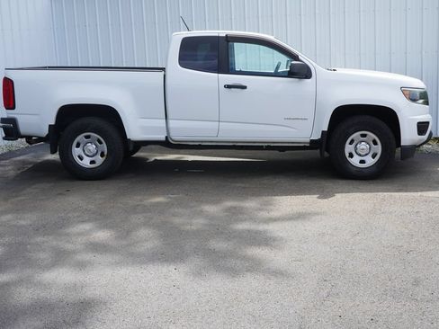 Used 2019 Chevrolet Colorado W/T RWD image 2