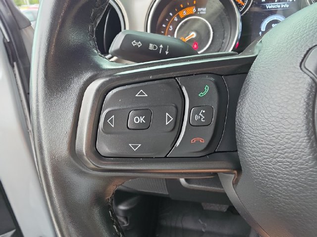 Used 2022 Jeep Gladiator Overland AWD/4WD image 24