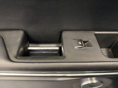 Used 2020 Ford Expedition XLT w/ Equipment Group 202A image 25