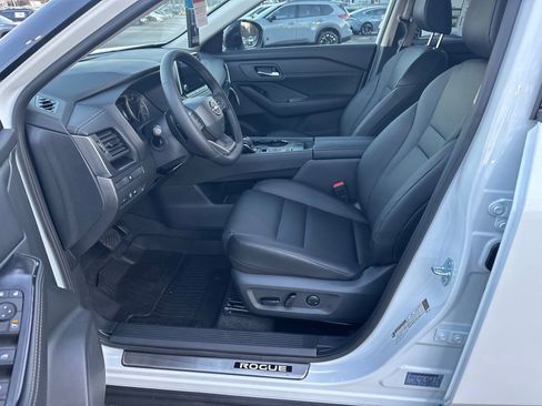 New 2026 Nissan Rogue Dark Armor image 9