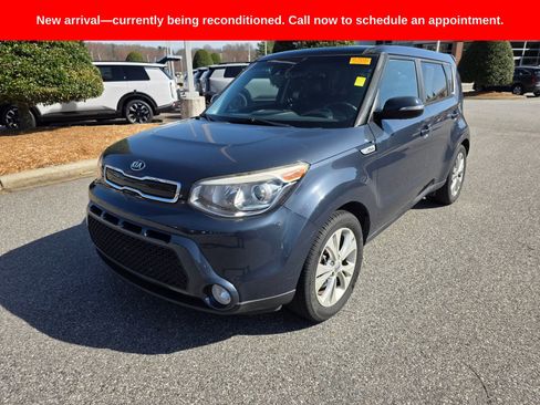 Used 2016 Kia Soul ! w/ Premium Package image 1