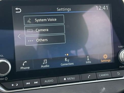 Used 2025 Nissan Sentra SR w/ SR Premium Package image 37