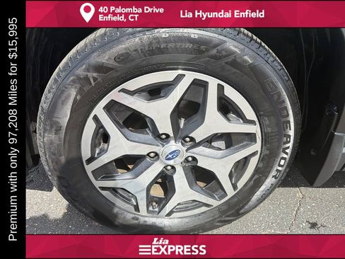 Used 2020 Subaru Forester Premium AWD/4WD image 9