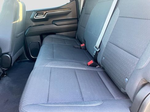 Used 2025 Chevrolet Silverado 1500 LT RWD image 25