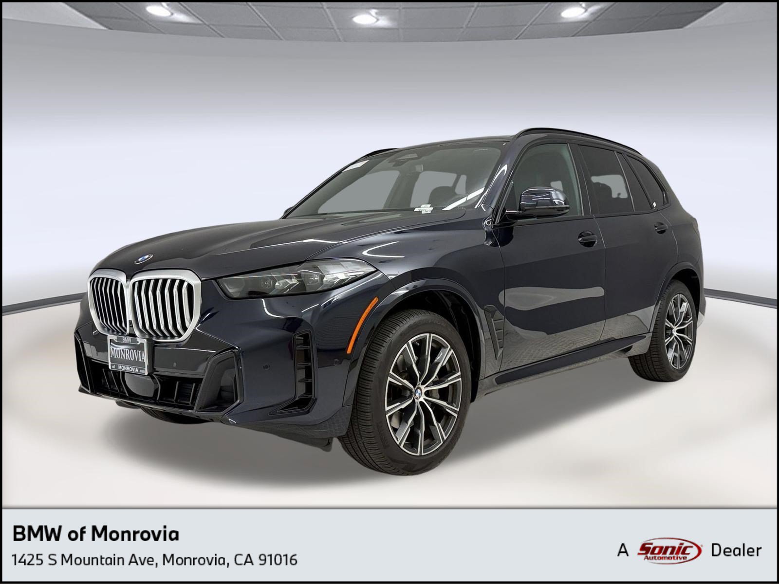 Used 2024 BMW X5 sDrive40i w/ M Sport Package RWD image 1
