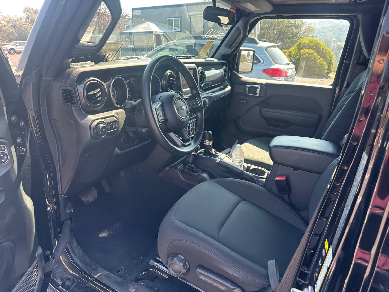 Used 2022 Jeep Wrangler Unlimited Sport AWD/4WD image 11