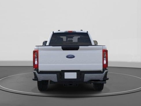 New 2026 Ford F250 XLT w/ FX4 Off-Road Package AWD/4WD image 5