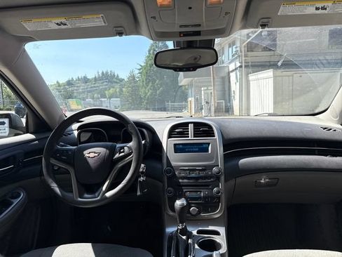 Used 2015 Chevrolet Malibu LS FWD image 11