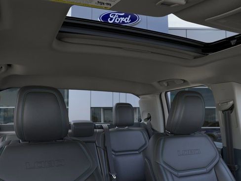 New 2026 Ford Maverick Lobo image 12