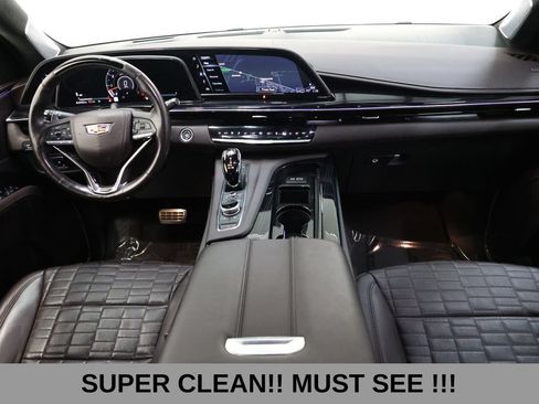 Used 2024 Cadillac Escalade ESV V w/ Heavy-Duty Trailer Package AWD/4WD image 18
