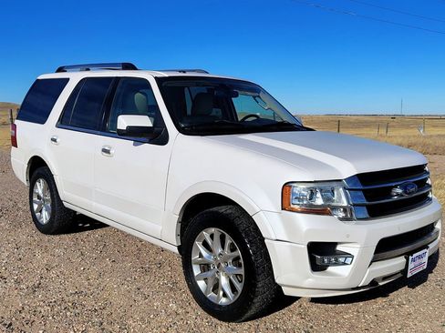 Used 2015 Ford Expedition Limited w/ Equipment Group 301A image 7