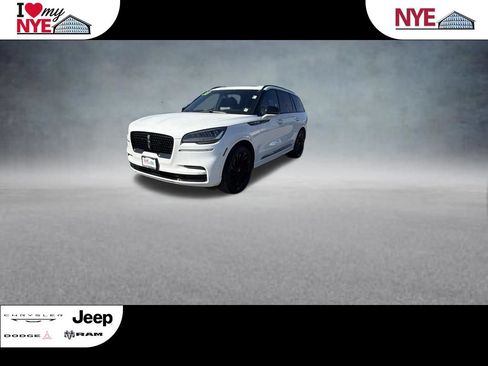 Used 2023 Lincoln Aviator Reserve w/ Equipment Group 201A AWD/4WD image 1