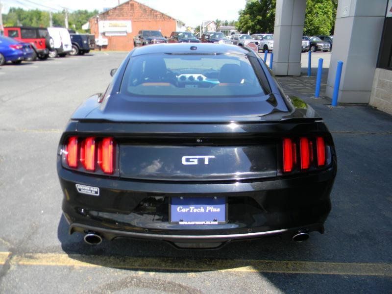 Used 2016 Ford Mustang GT Premium RWD image 7
