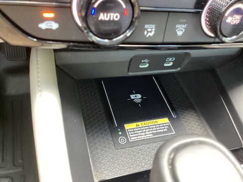Used 2024 Honda Accord Touring image 18