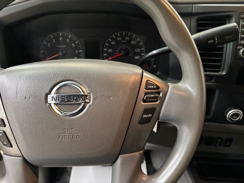 Used 2018 Nissan NV 3500 SV w/ Navigation Package image 5