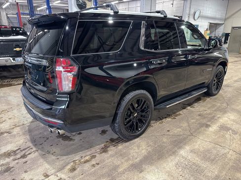 Used 2021 Chevrolet Tahoe Premier w/ Premium Package image 4