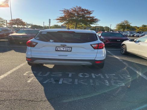 Used 2019 Ford Escape SE image 8