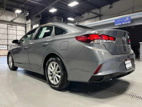 Used 2018 Hyundai Sonata SE FWD image 5