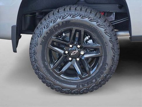 New 2026 Chevrolet Silverado 1500 Custom Trail Boss AWD/4WD image 10