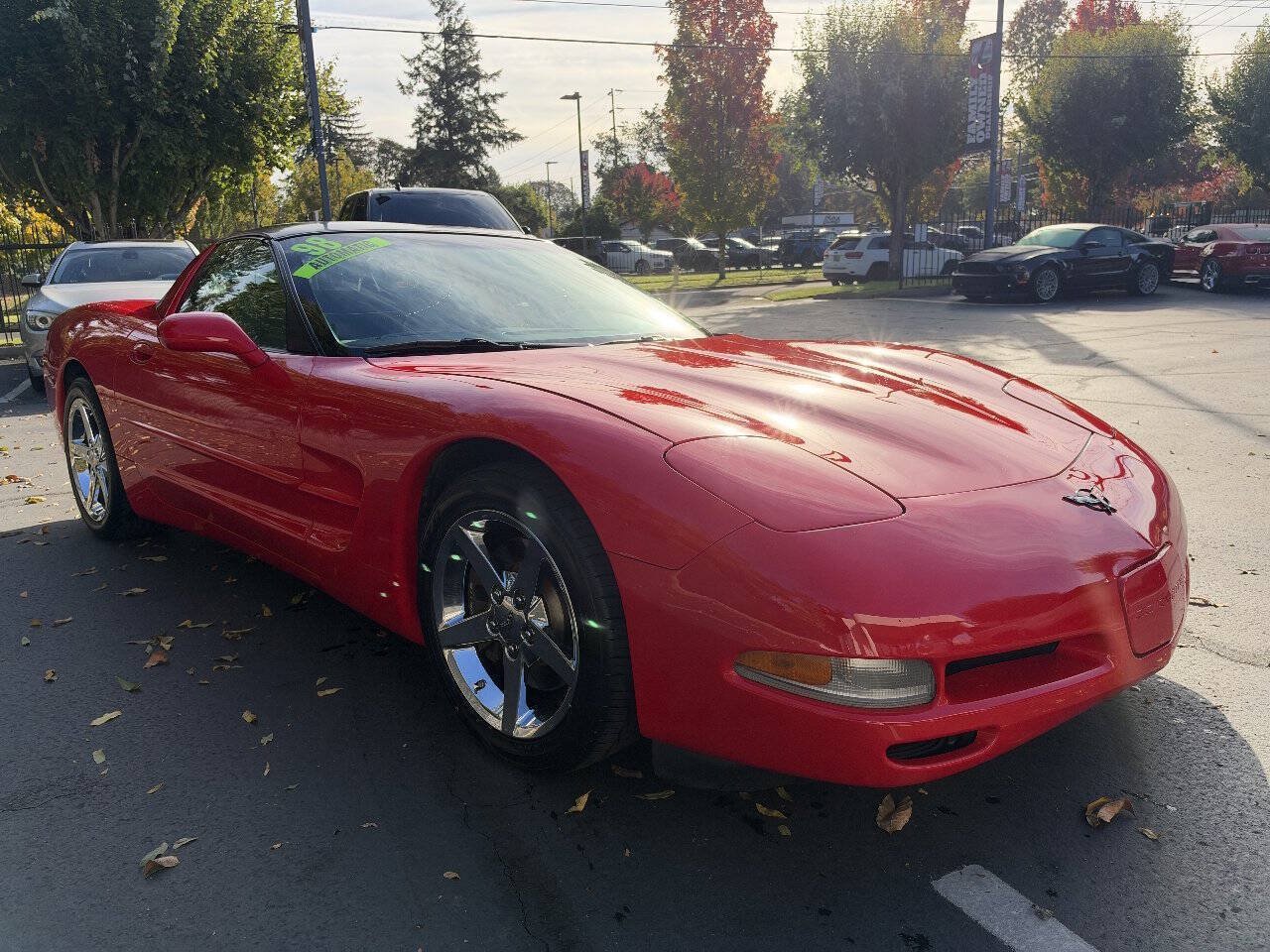 Used 1998 Chevrolet Corvette Coupe RWD image 6
