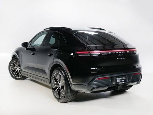 Certified 2025 Porsche Macan 4S Electric image 3