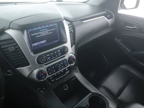Used 2018 GMC Yukon XL SLT w/ Premium Edition AWD/4WD image 27