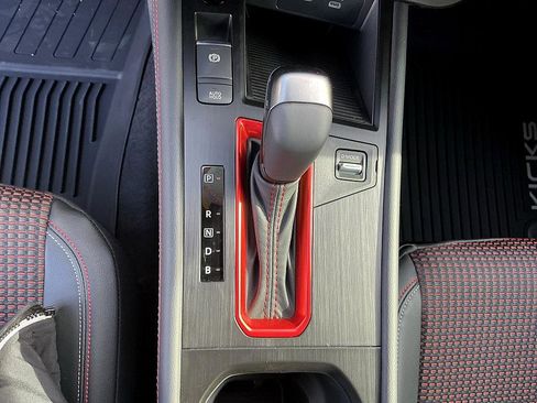 New 2026 Nissan Kicks SR image 20