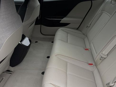 Used 2023 Lucid Air Grand Touring AWD/4WD image 18