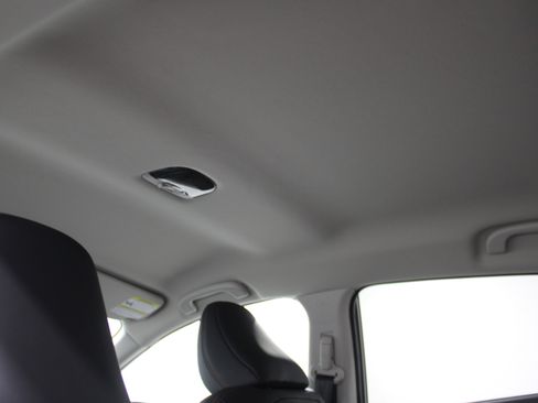 New 2026 Subaru Crosstrek 2.5i Limited image 19