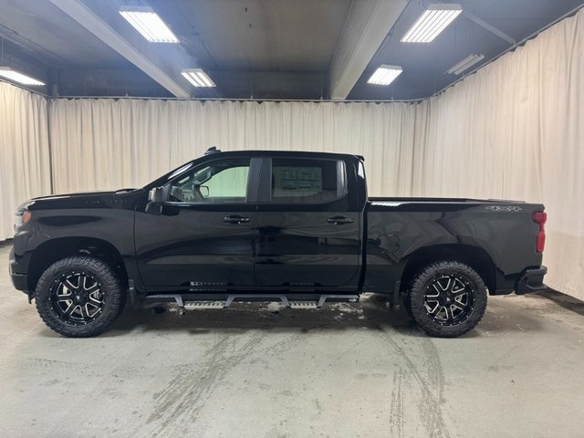 New 2026 Chevrolet Silverado 1500 RST w/ Dark Appearance Package AWD/4WD image 10