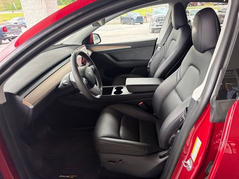 Used 2023 Tesla Model Y Long Range AWD/4WD image 9