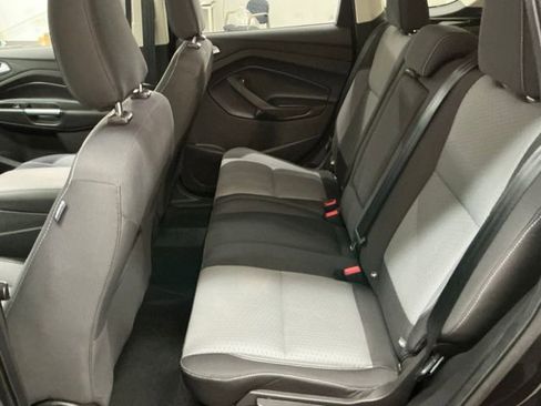 Used 2019 Ford Escape SE FWD image 12
