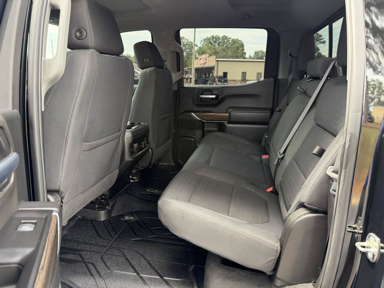 Used 2019 Chevrolet Silverado 1500 RST AWD/4WD image 10