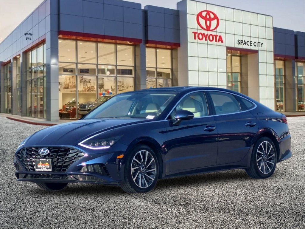 Used 2020 Hyundai Sonata Limited FWD image 2
