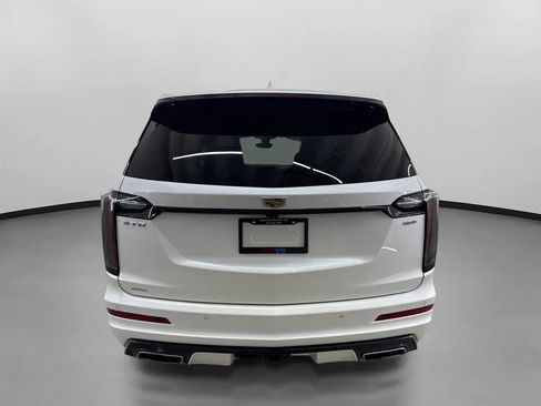 Used 2021 Cadillac XT6 Sport w/ LPO, ONYX Package image 8
