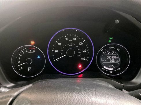 Used 2017 Honda HR-V EX image 15