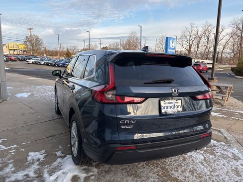 Used 2023 Honda CR-V EX image 4