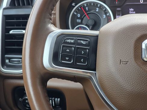 Used 2022 RAM 2500 Laramie AWD/4WD image 19